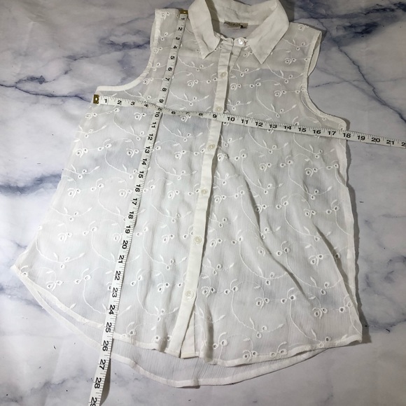 Lucky Brand Sheer White Eyelet Lace Tank Top - Picture 4 of 5